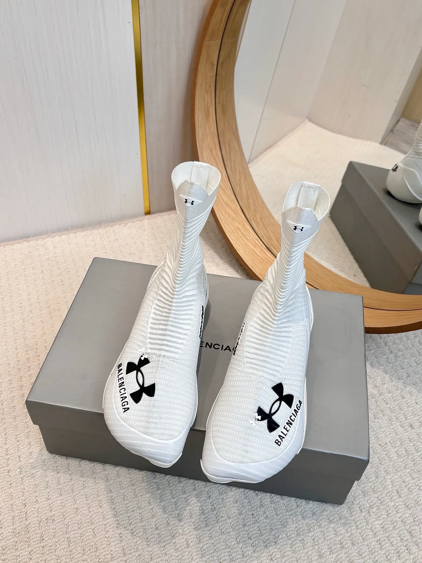 👟👟Ex-factory price 620👟👟 Men's model ➕20 Balenciaga Original outsole Size: #female 35-40 #male 39-45 (female 40 and male 45 are custom-made and cannot be returned or exchanged)